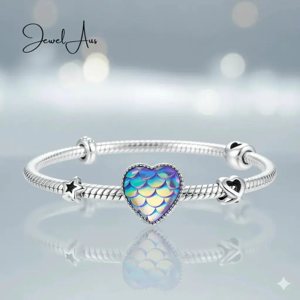 Heart shape scaly charm jewelaus