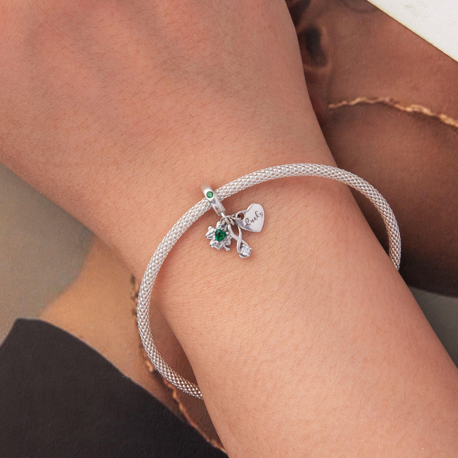 Four leaf clover charm