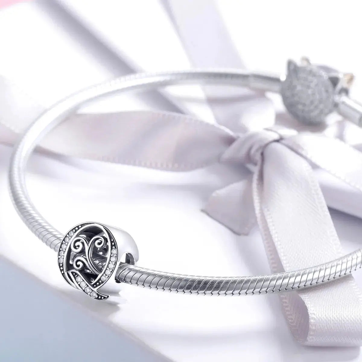 jewelaus CHARMS Silver Letter Q Charm