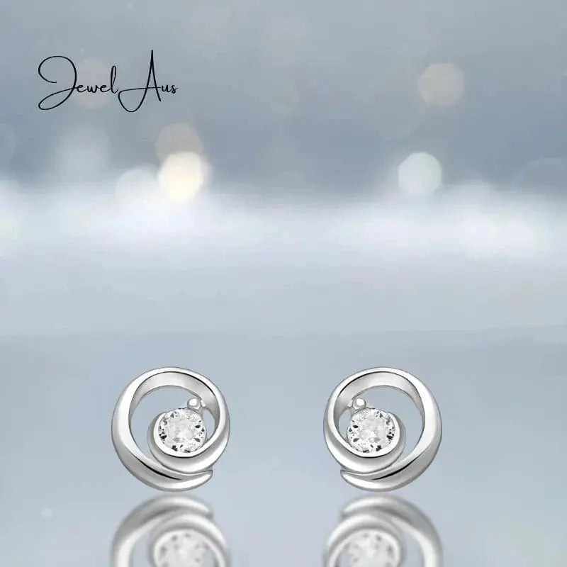 jewelaus Earrings Silver Swirl Earrings