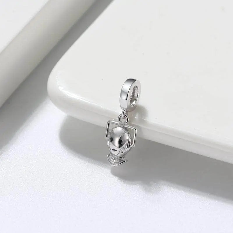 shipped in AUS CHARMS Whos Robot Charm