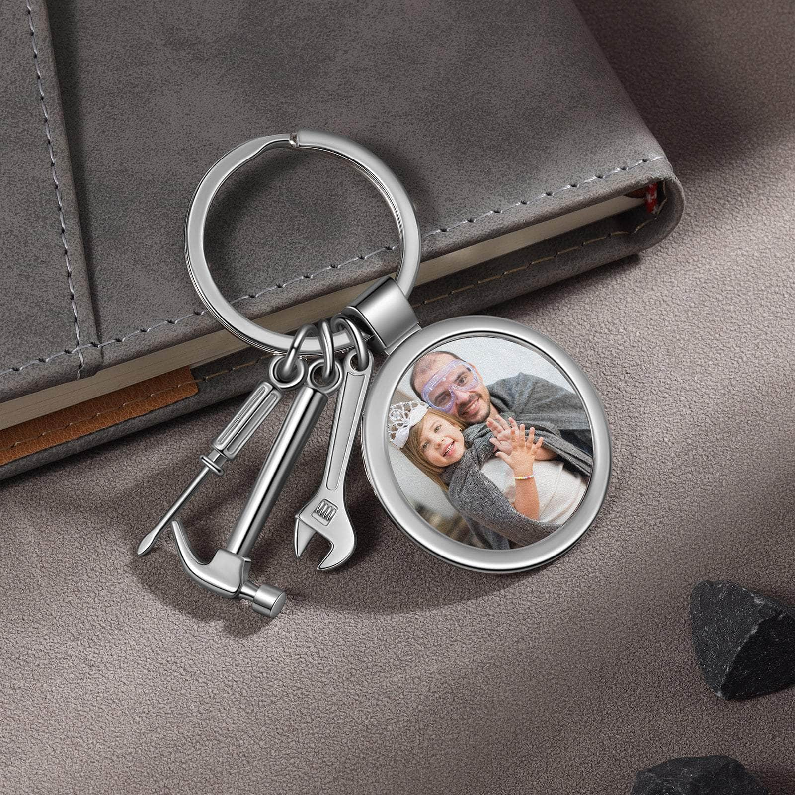 cmoffer Custom Photo Keychain