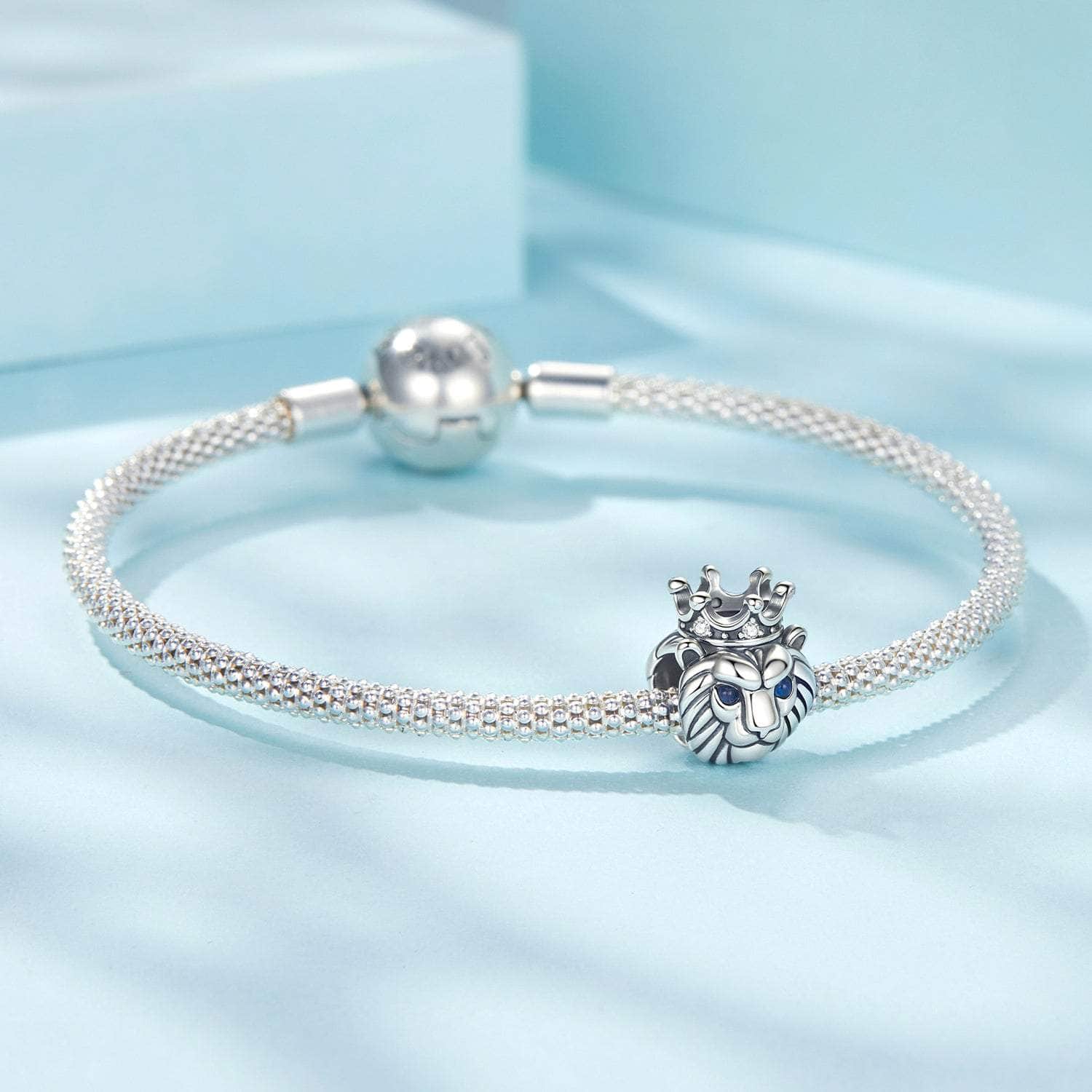 jewelaus CHARMS Small Crowned Lion Charm