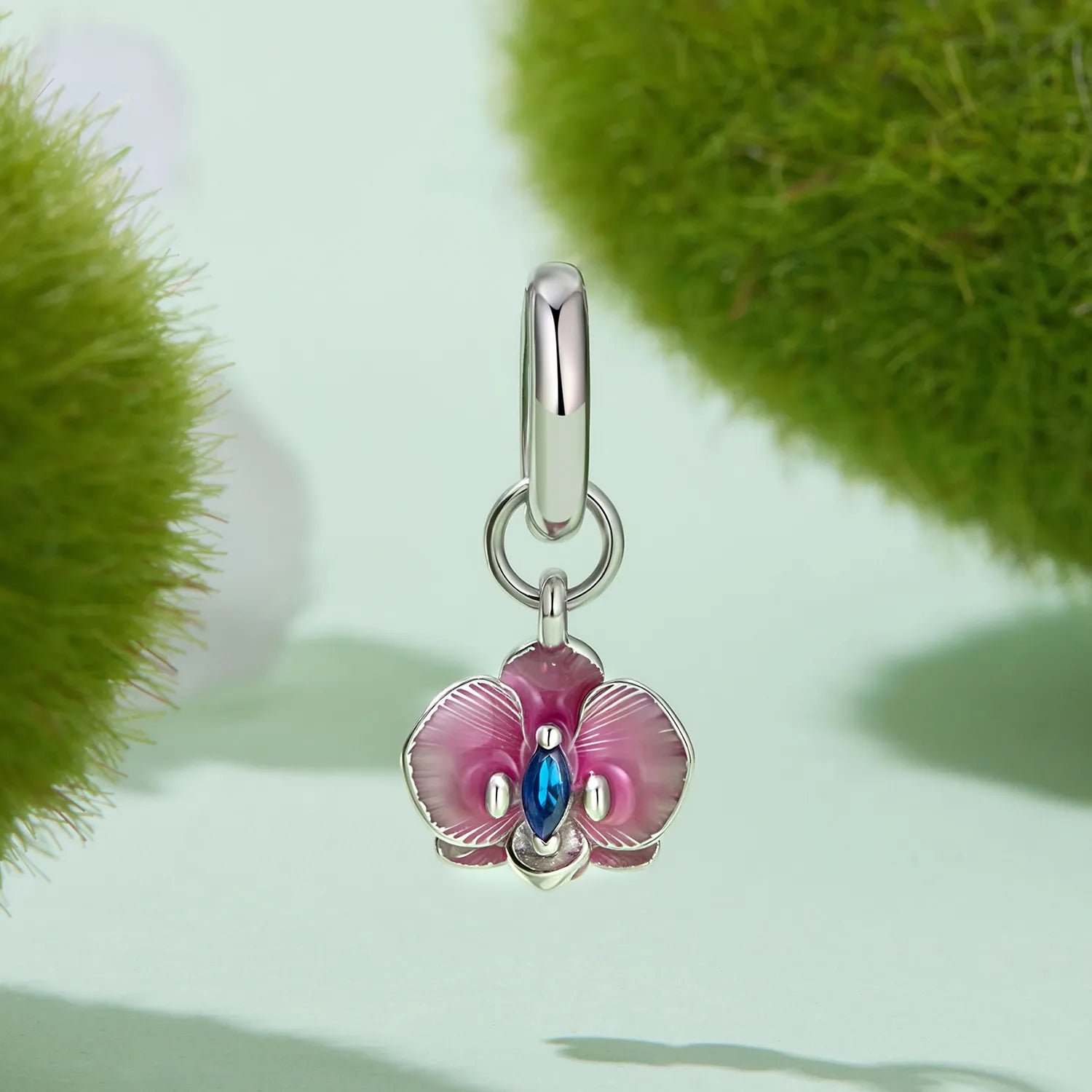 jewelaus CHARMS Small Orchid Pendant charm