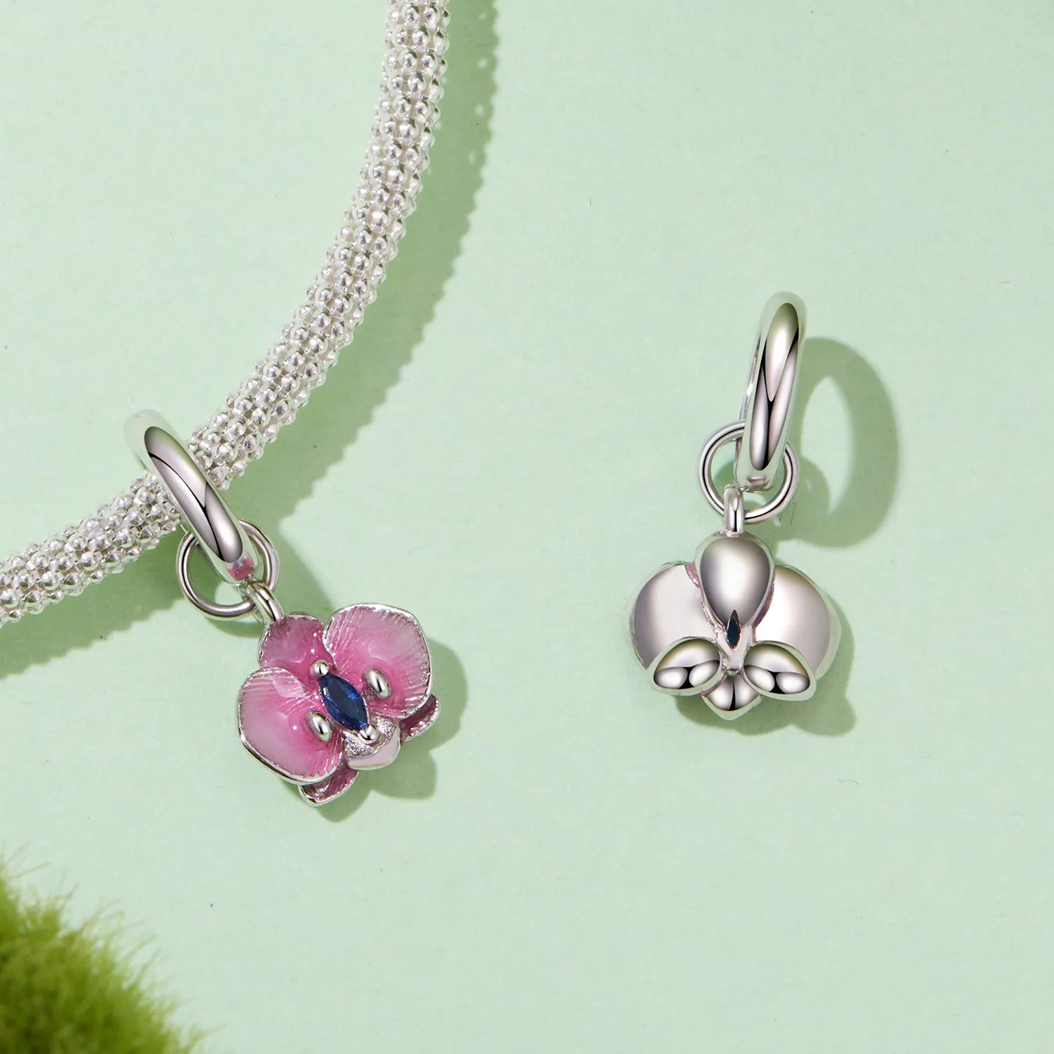 jewelaus CHARMS Small Orchid Pendant charm