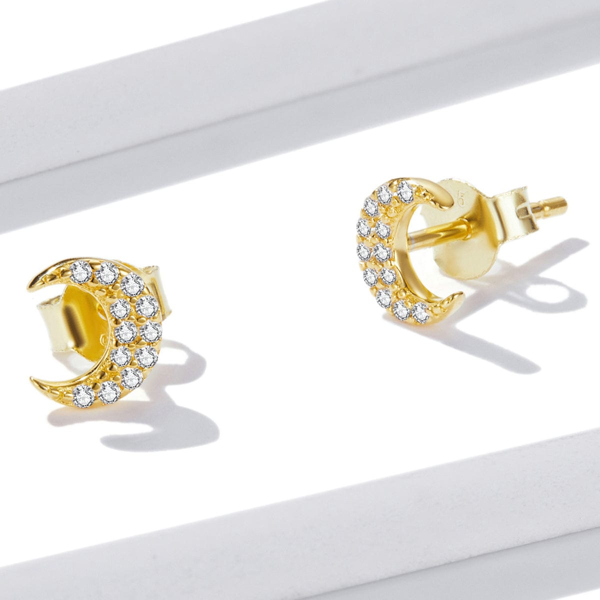 jewelaus Earrings Gold Moon Studs
