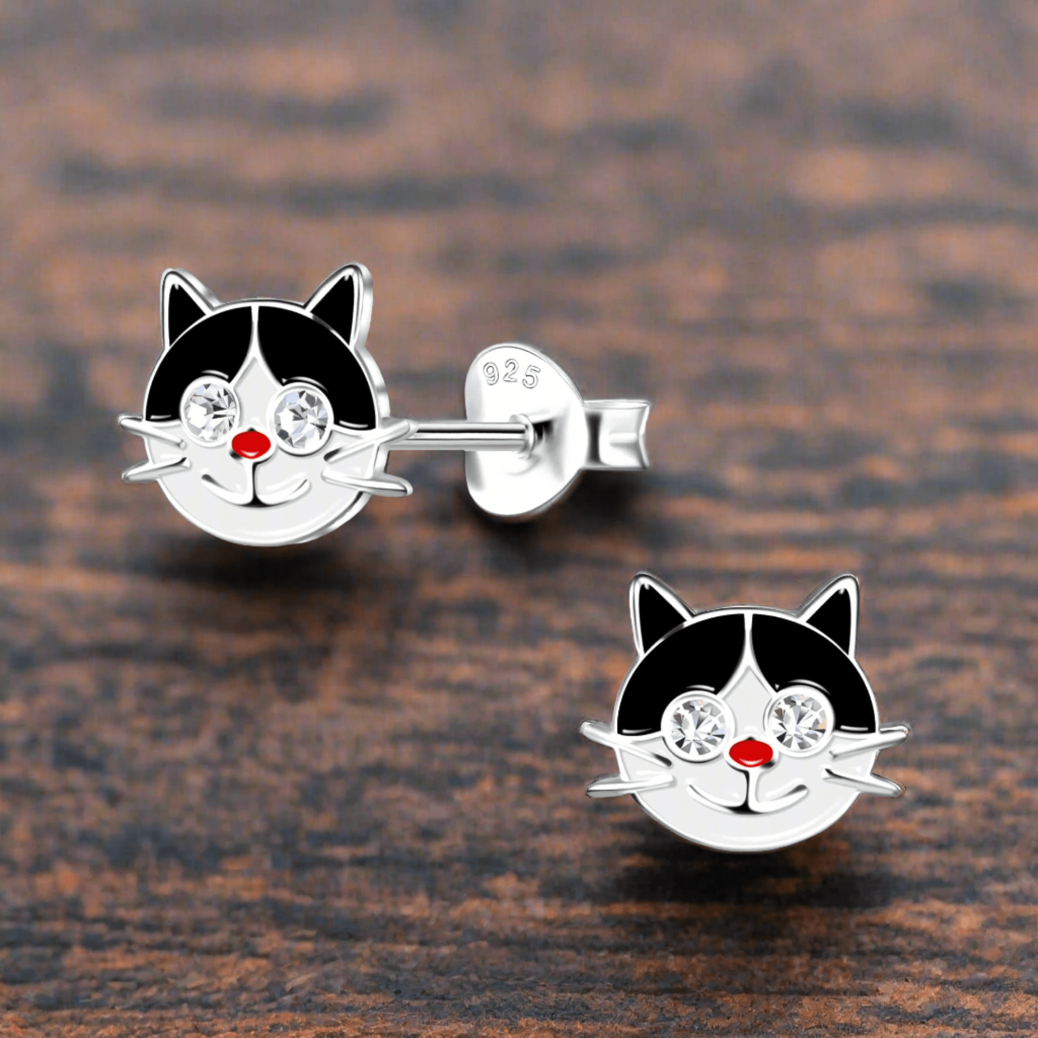 jewelaus Earrings Silver Cat Stud Earrings