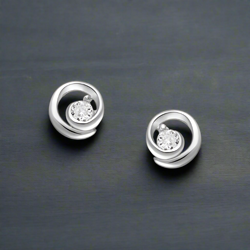 jewelaus Earrings Silver Swirl Earrings