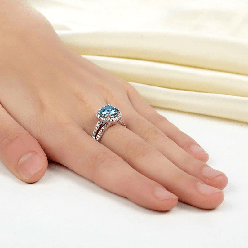 mewe-jewelry.com CUSTOM ring Silver Halo Blue Engagement Ring