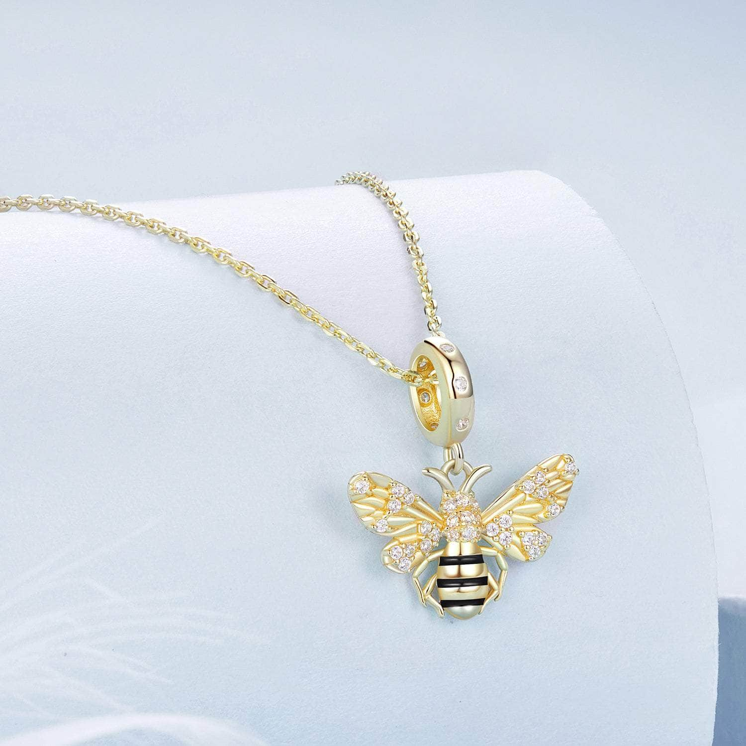 shipped in AUS CHARMS Golden Bee Charm